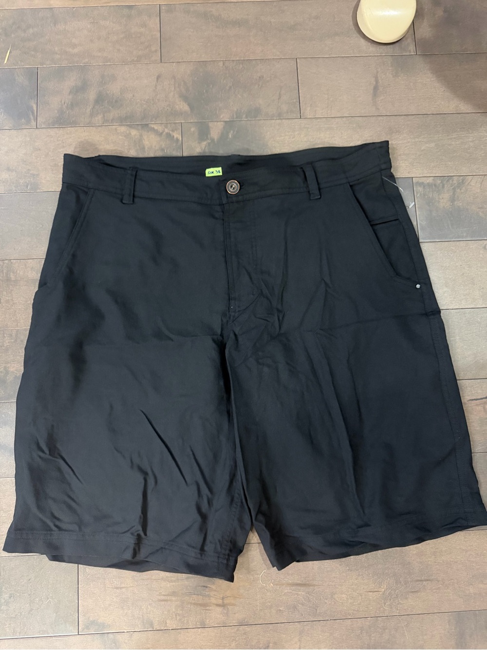 Lululemon Mens Shorts size 38